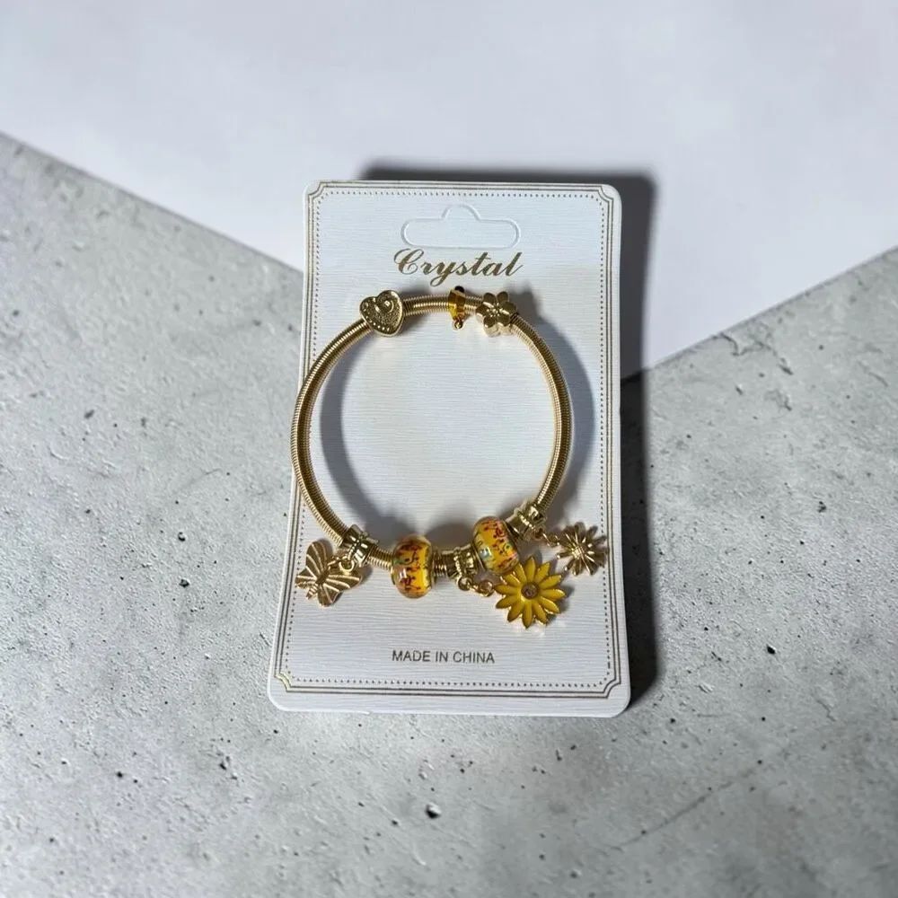 New Gold Tone Floral Charm Bracelet Yellow Flower Beads Crystal Carded